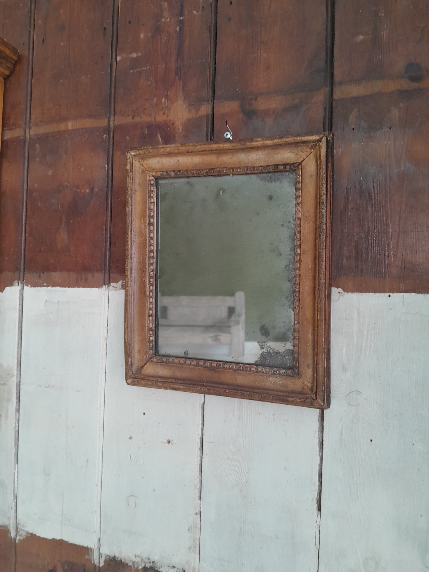 USEd 128 Small Gesso & gilt dentil moulding mirror.