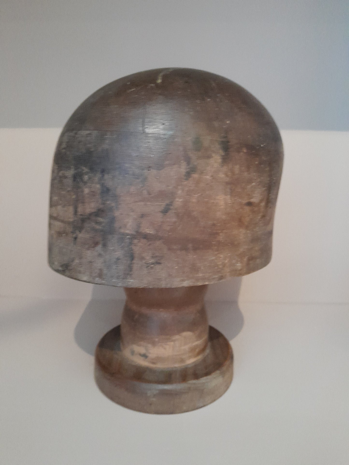USEd 163 Solid wooden, 19th C Hat Block