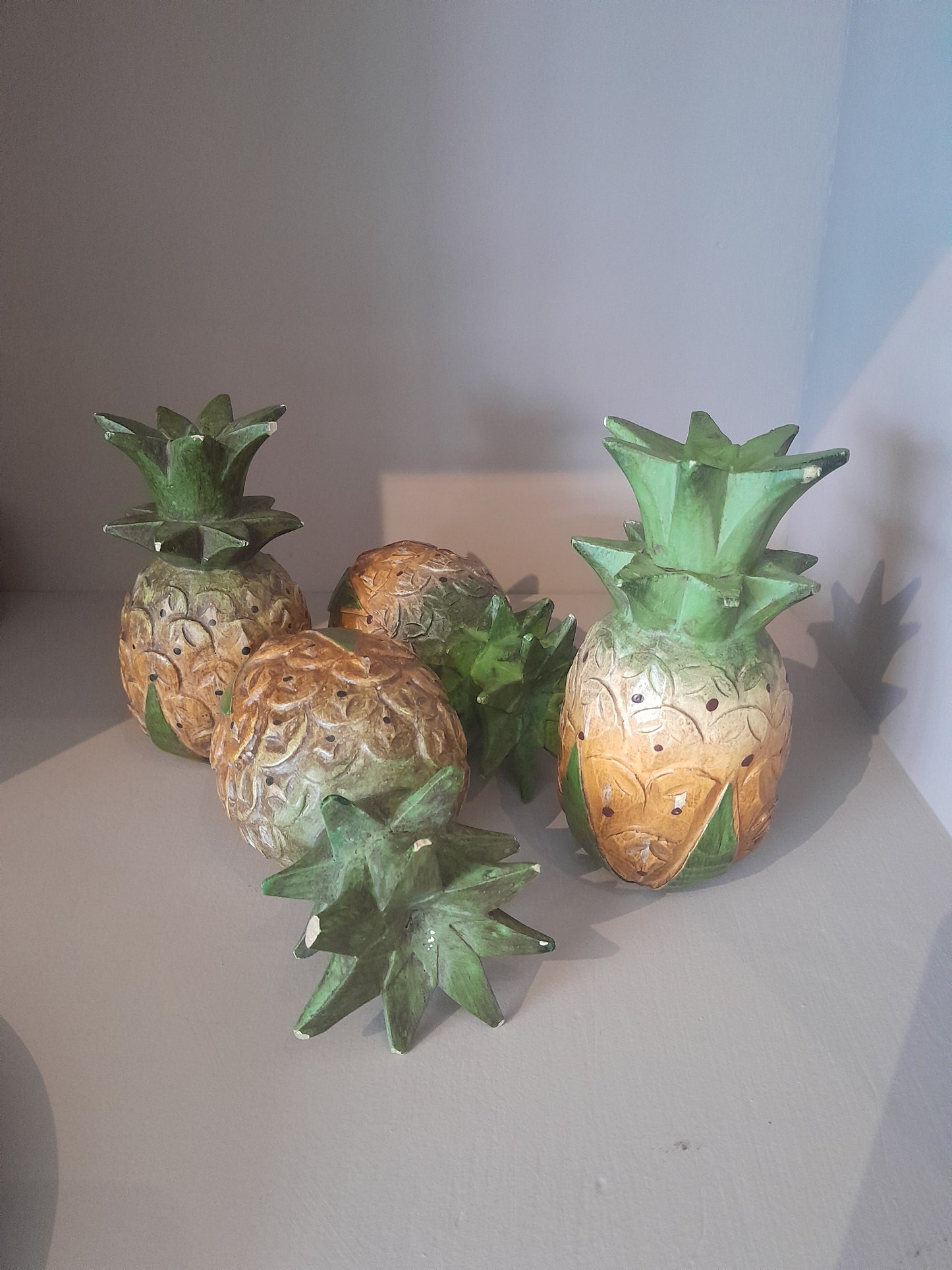 USEd 165 Wooden pineapple, hand painted