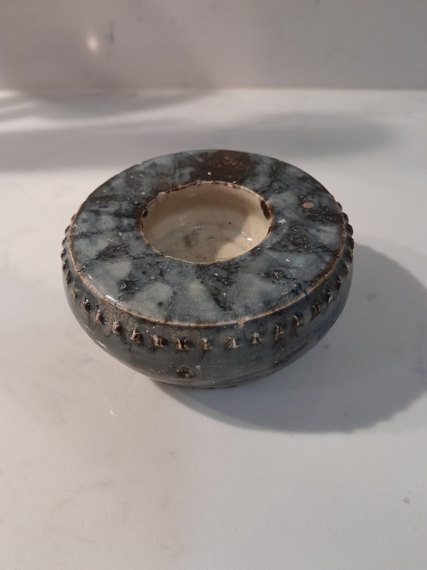 USEd 170 c. 18th C Chinese ink pot