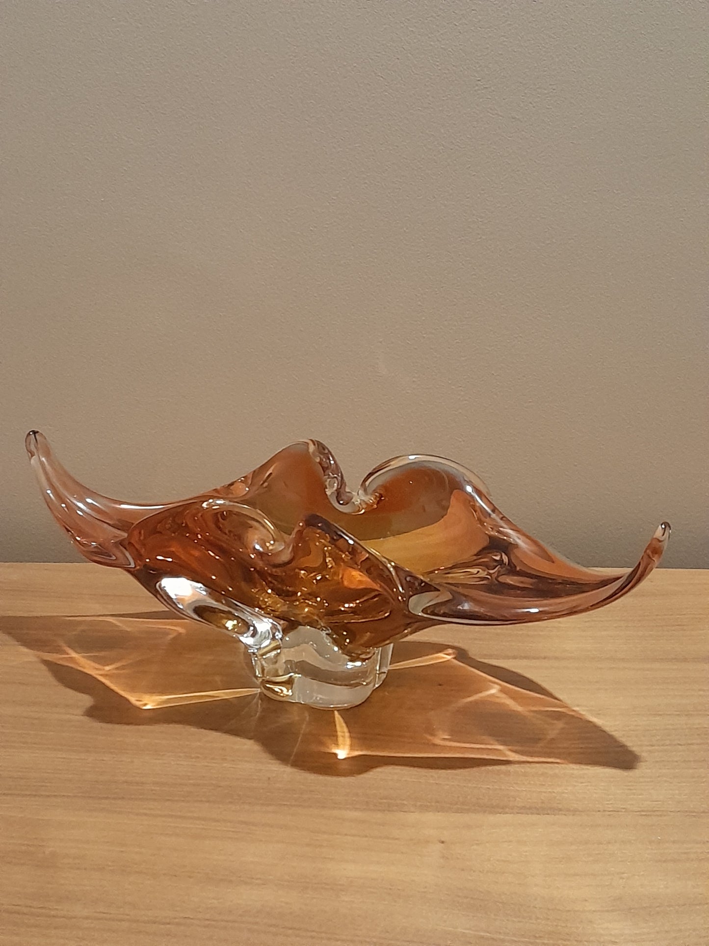 USEd 252 Josef Hospodka, Czech Art Glass, Chribska, Glass Bowl Circa 1960
