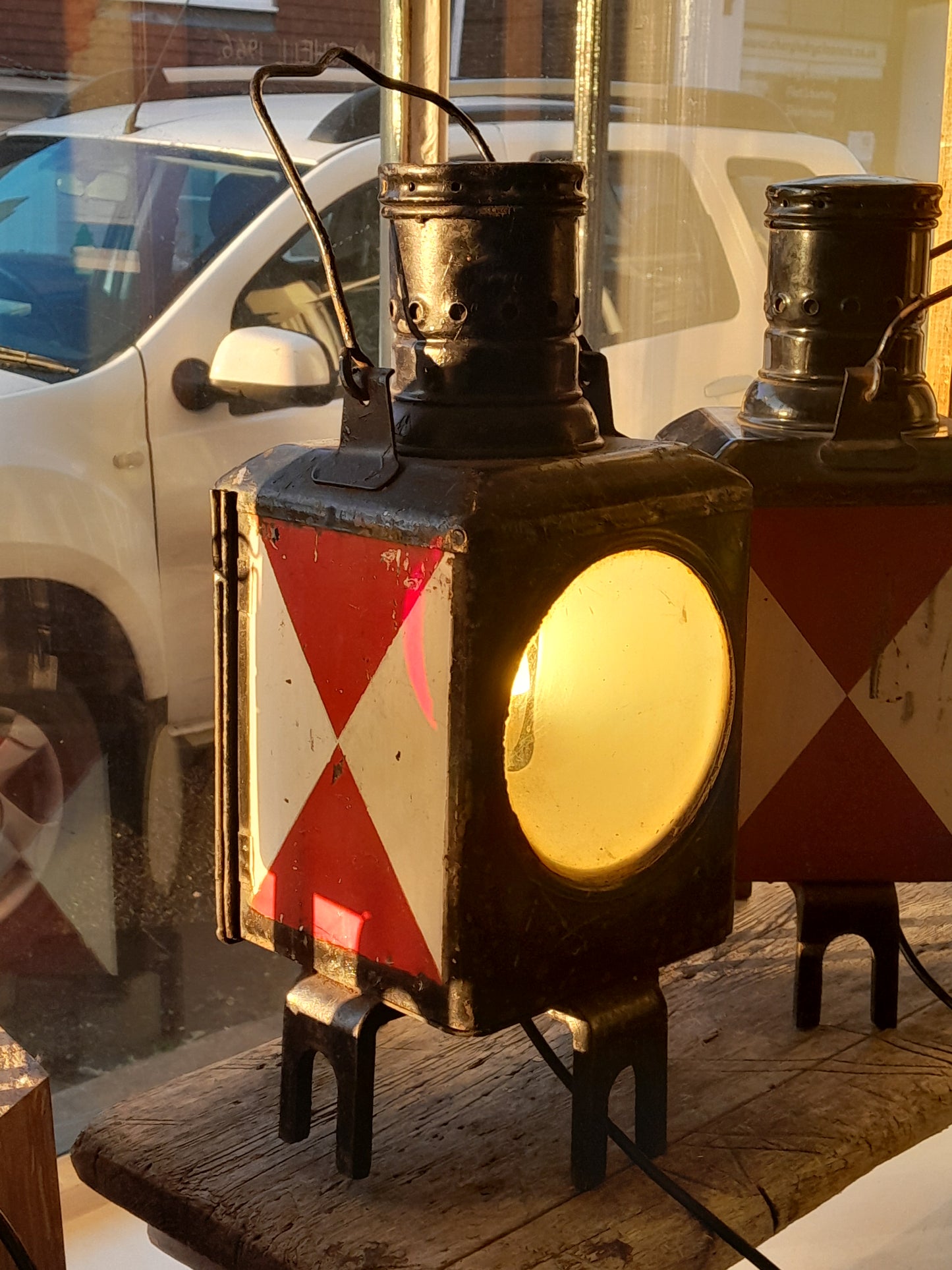 USEd 265 Vintage Railway Signalman Lamp. Early 20th C.