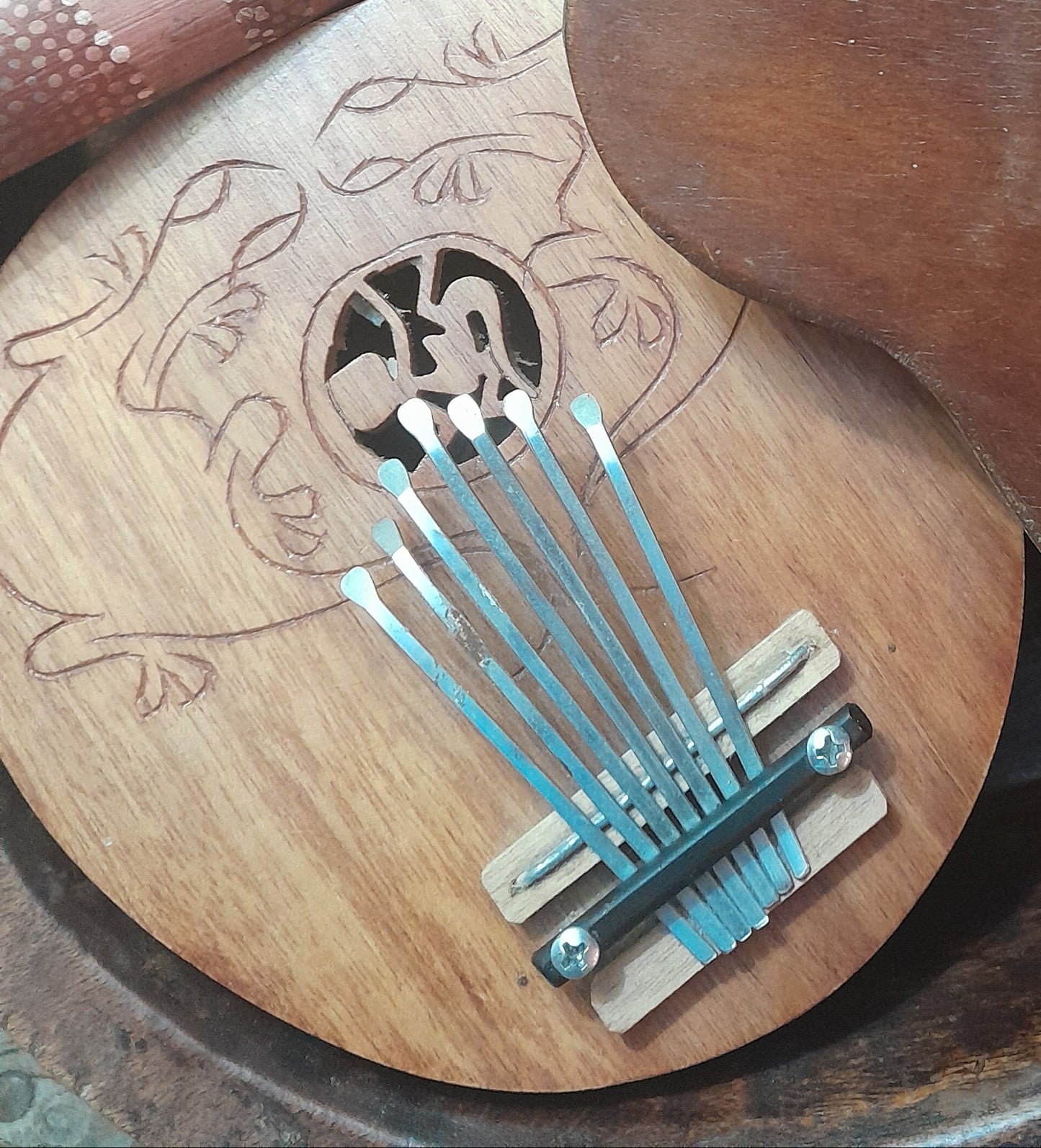 USEd 315 African Mbira, Kalimba, Sanza, thumb piano. Gourd, Engraved