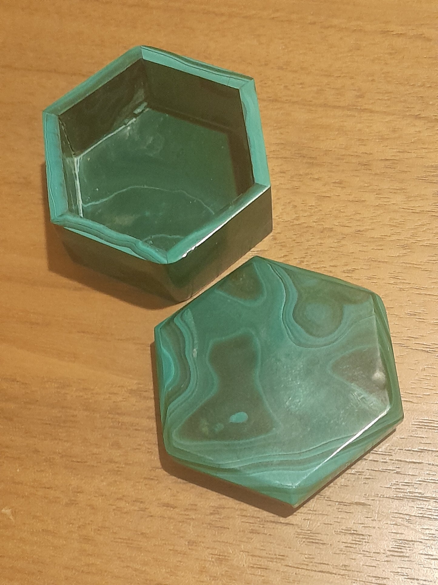 USEd 299 1950's Malachite Hexagonal Ring / Jewel Box