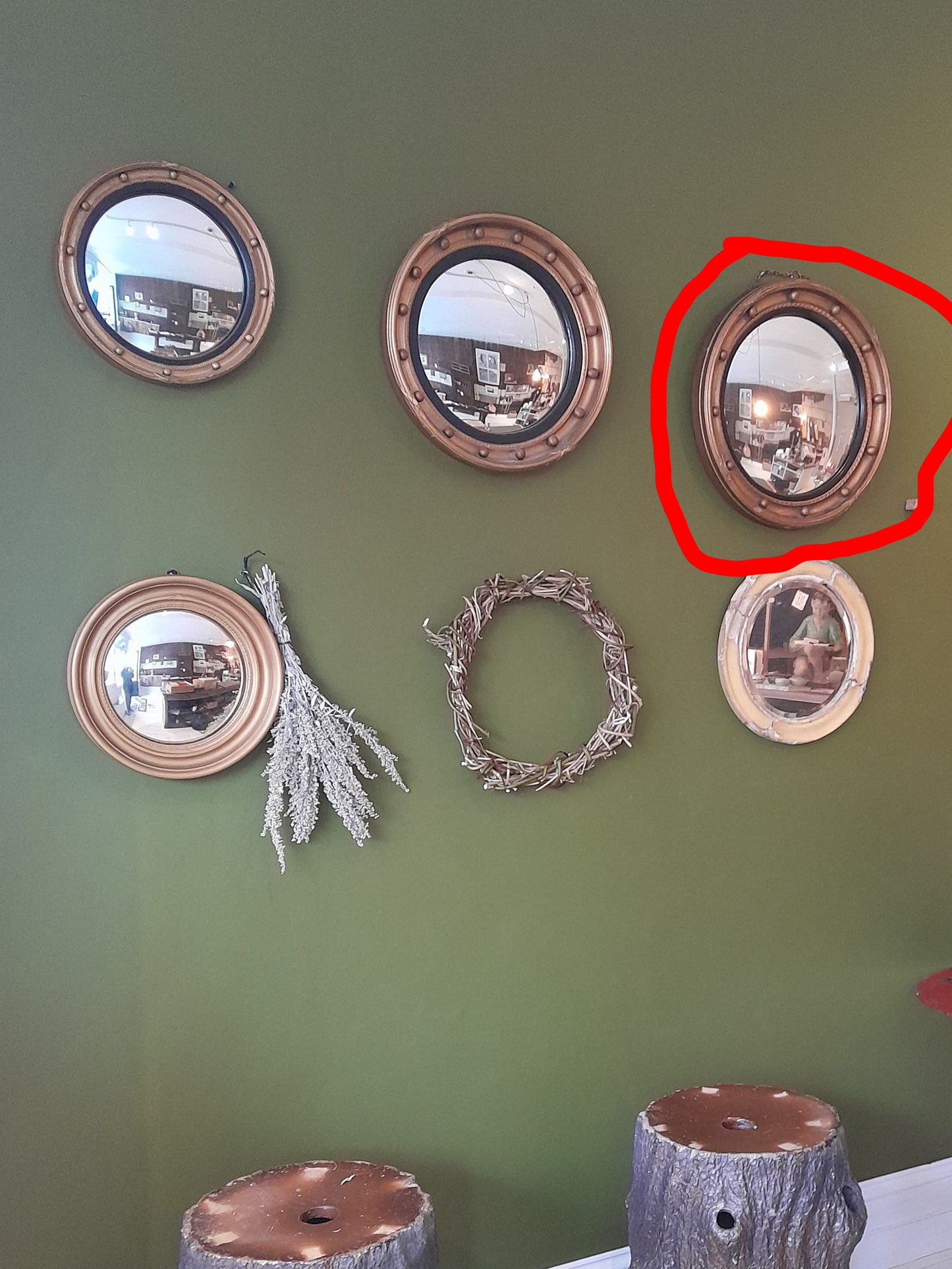 USEd 332 C 1920 Gesso / Gilt Wood Convex Mirror with Balls (L)