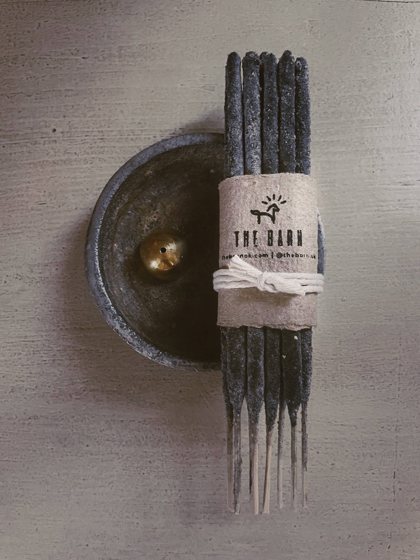HANDMADE MAYAN COPAL INCENSE (9 sticks)